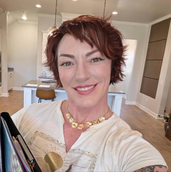crystallewis575